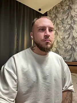 Snapshot of _XxX-XxX_ chatting on 10.09.25 XxX-XxX online show from 10.09.25