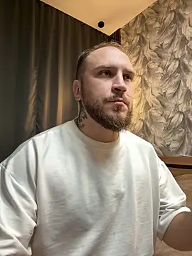 Snapshot of _XxX-XxX_ chatting on 10.16.25 XxX-XxX online show from 10.16.25