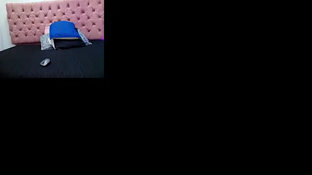 Snapshot of Auroraa_miller chatting on 09.28.25 Auroraa miller online show from 09.28.25