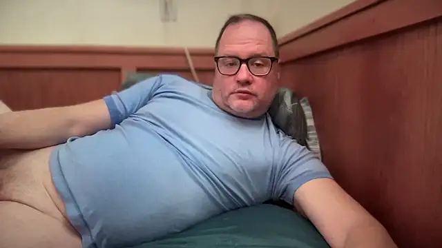 Snapshot of __DR3W__ chatting on 03.03.25 DR3W online show from 03.03.25