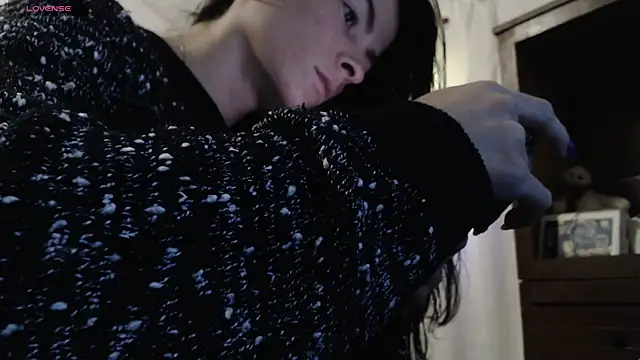 Snapshot of MARIELSINS_AND_DAIKIJACK chatting on 10.16.25 MARIELSINS AND DAIKIJACK online show from 10.16.25