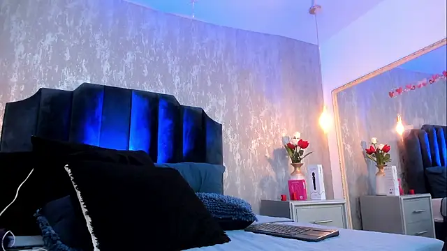 Snapshot of Isis_ariany_ chatting on 11.04.25 Isis ariany online show from 11.04.25