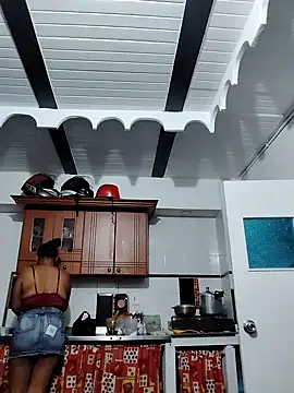 Snapshot of squirt-secret chatting on 01.28.25 squirt-secret online show from 01.28.25