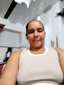 Snapshot of squirt-secret chatting on 02.05.25 squirt-secret online show from 02.05.25