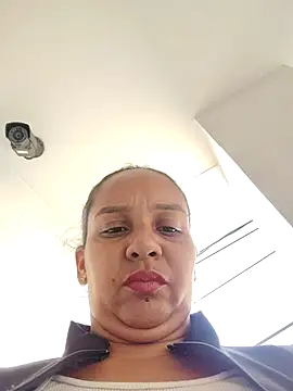 Snapshot of squirt-secret chatting on 03.11.25 squirt-secret online show from 03.11.25