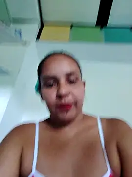 Snapshot of squirt-secret chatting on 03.21.25 squirt-secret online show from 03.21.25