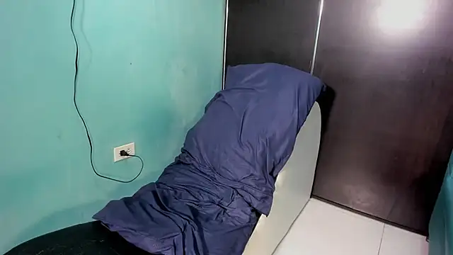 CoupleTwink12 online show from 02.17.25