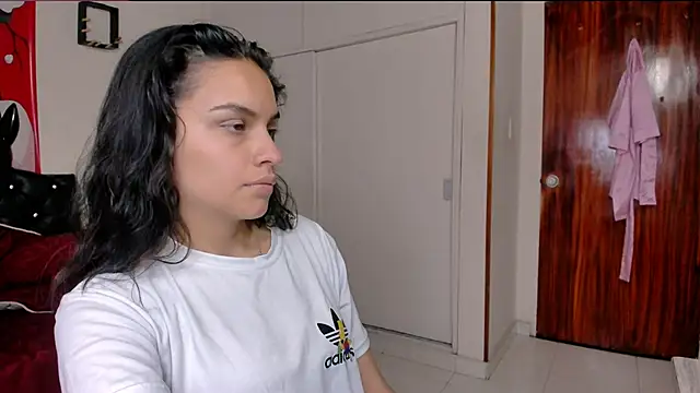 Canelitalove online show from 02.04.25