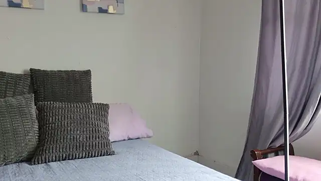 Snapshot of Andrewine89 chatting on 02.01.26 Andrewine89 online show from 02.01.26