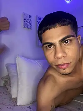Dannytwinksxxx online show from 06.03.26