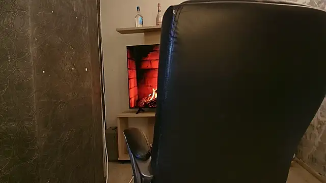 Alahiaa  online show from 01.21.25