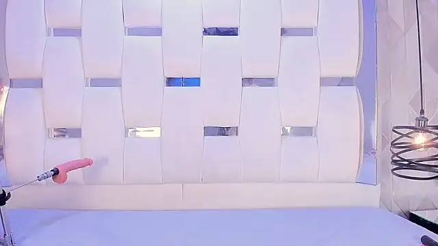 BriannaRoses online show from 11.02.25