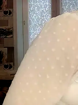 Snapshot of Anesteishen chatting on 02.22.25 Anesteishen online show from 02.22.25