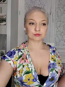 Snapshot of Anesteishen chatting on 02.25.25 Anesteishen online show from 02.25.25