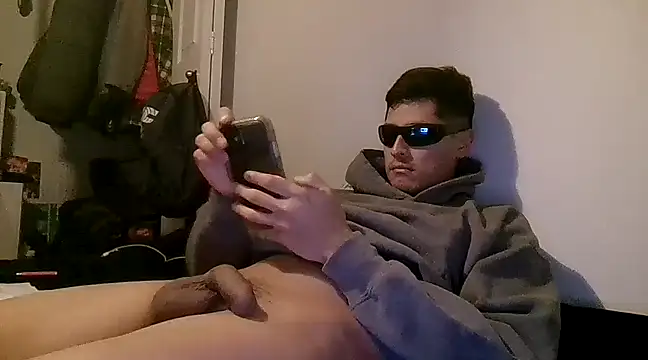 Snapshot of PerroDemonioHot chatting on 02.06.25 PerroDemonioHot online show from 02.06.25