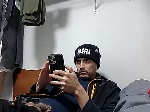 Snapshot of PerroDemonioHot chatting on 02.07.26 PerroDemonioHot online show from 02.07.26