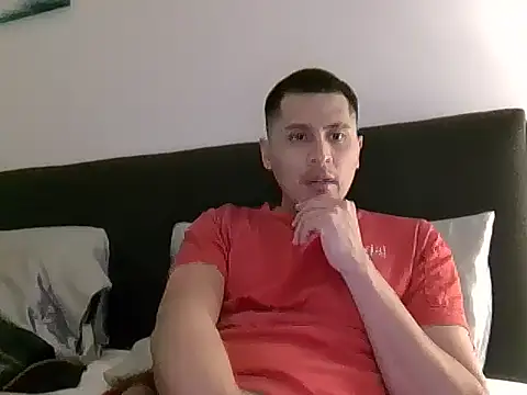 Snapshot of PerroDemonioHot chatting on 03.25.26 PerroDemonioHot online show from 03.25.26