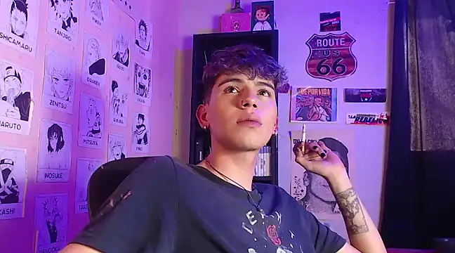 Snapshot of Mickey_Magic chatting on 01.30.25 Mickey Magic online show from 01.30.25