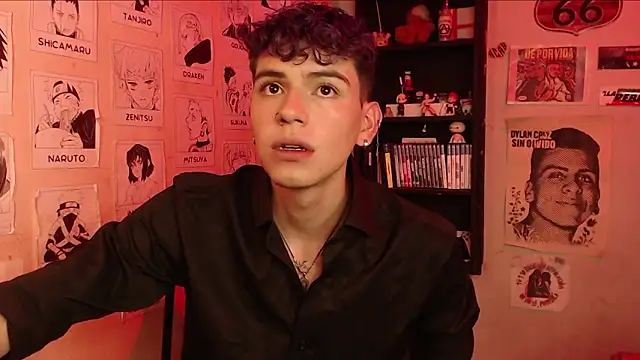 Snapshot of Mickey_Magic chatting on 02.03.25 Mickey Magic online show from 02.03.25