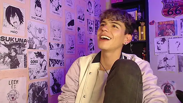 Snapshot of Mickey_Magic chatting on 03.03.25 Mickey Magic online show from 03.03.25