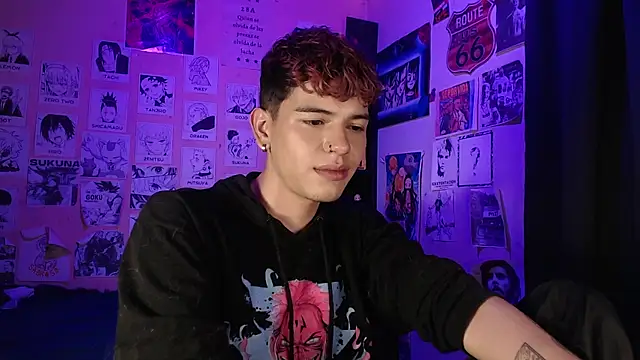 Snapshot of Mickey_Magic chatting on 03.23.25 Mickey Magic online show from 03.23.25