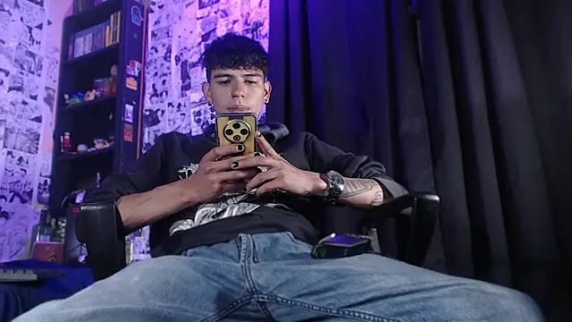 Mickey Magic online show from 11.20.25