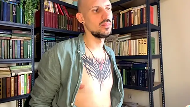 AssHunter4k online show from 02.14.25