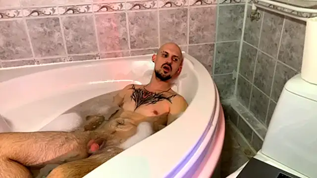 AssHunter4k online show from 02.14.25