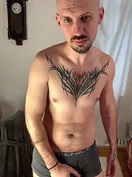 AssHunter4k online show from 03.16.25