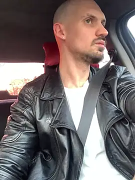 AssHunter4k online show from 03.22.25