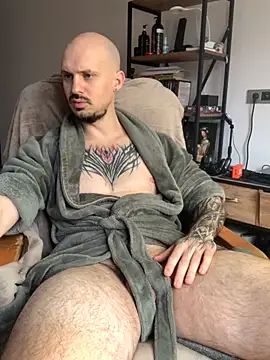 AssHunter4k online show from 12.02.25