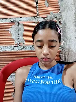 Zoe Sweett18 online show from 10.17.25