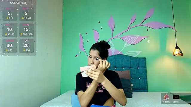 Connie Bell online show from 10.17.25