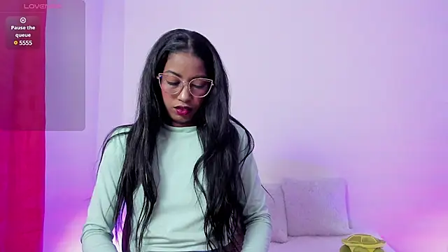 Snapshot of dany_brownie chatting on 01.18.25 dany brownie online show from 01.18.25