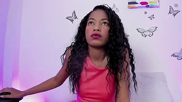 Snapshot of dany_brownie chatting on 01.28.25 dany brownie online show from 01.28.25