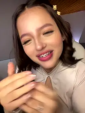 Sofia18 pinkk online show from 11.18.25