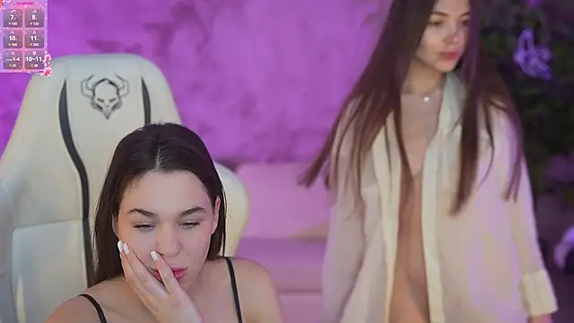 Roxi Twix online show from 02.09.25