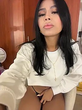 Snapshot of Michell_sr chatting on 03.01.26 Michell sr online show from 03.01.26