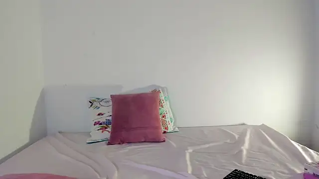 Sol angel  online show from 03.08.25