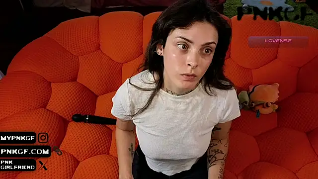 Snapshot of bunnierotten chatting on 10.08.25 bunnierotten online show from 10.08.25