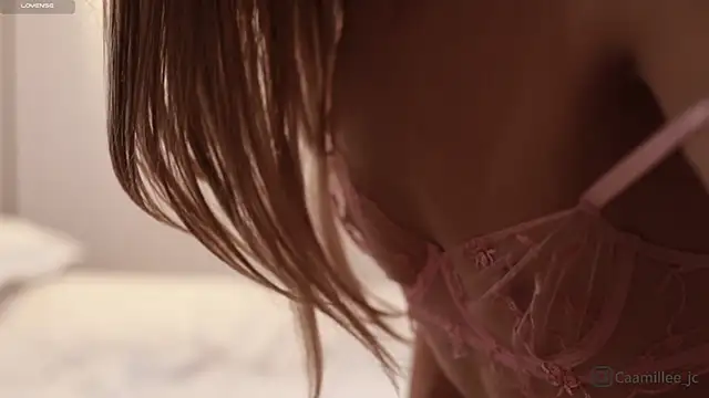 caamillee  online show from 04.03.26