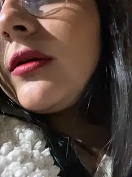 VanneCute1 online show from 01.19.25