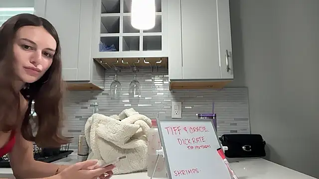 Snapshot of graciesmith27 chatting on 06.19.26 graciesmith27 online show from 06.19.26