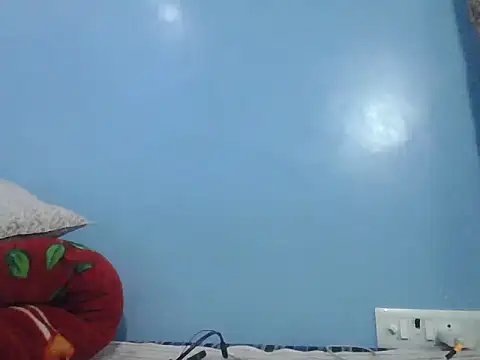 Leoni G online show from 11.30.25