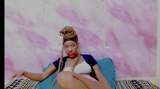 EroticSexyPrada online show from 02.23.25