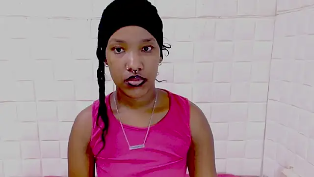 EroticSexyPrada online show from 04.21.26