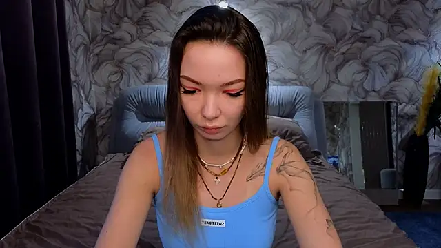 Snapshot of SusannJohnson chatting on 10.09.25 SusannJohnson online show from 10.09.25