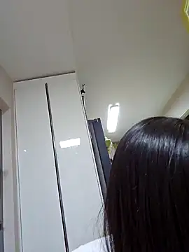 lunahong28 online show from 01.19.25