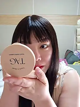 lunahong28 online show from 01.20.25