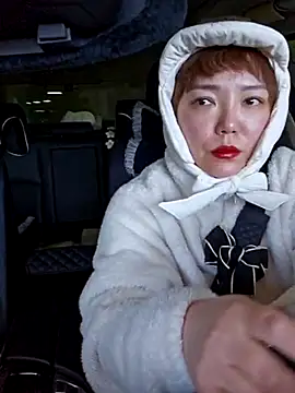 lunahong28 online show from 02.11.25